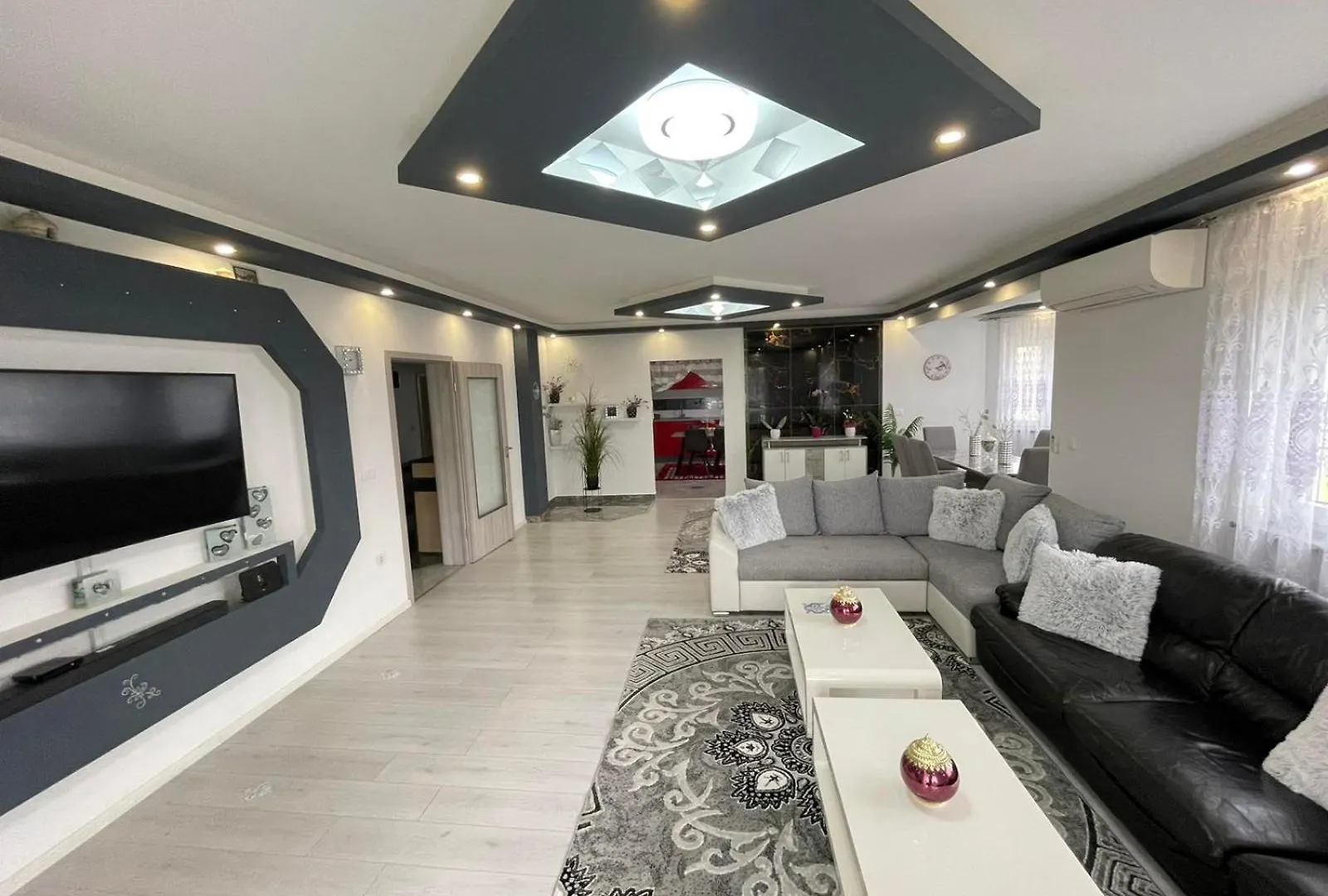 House July Villa Galizana